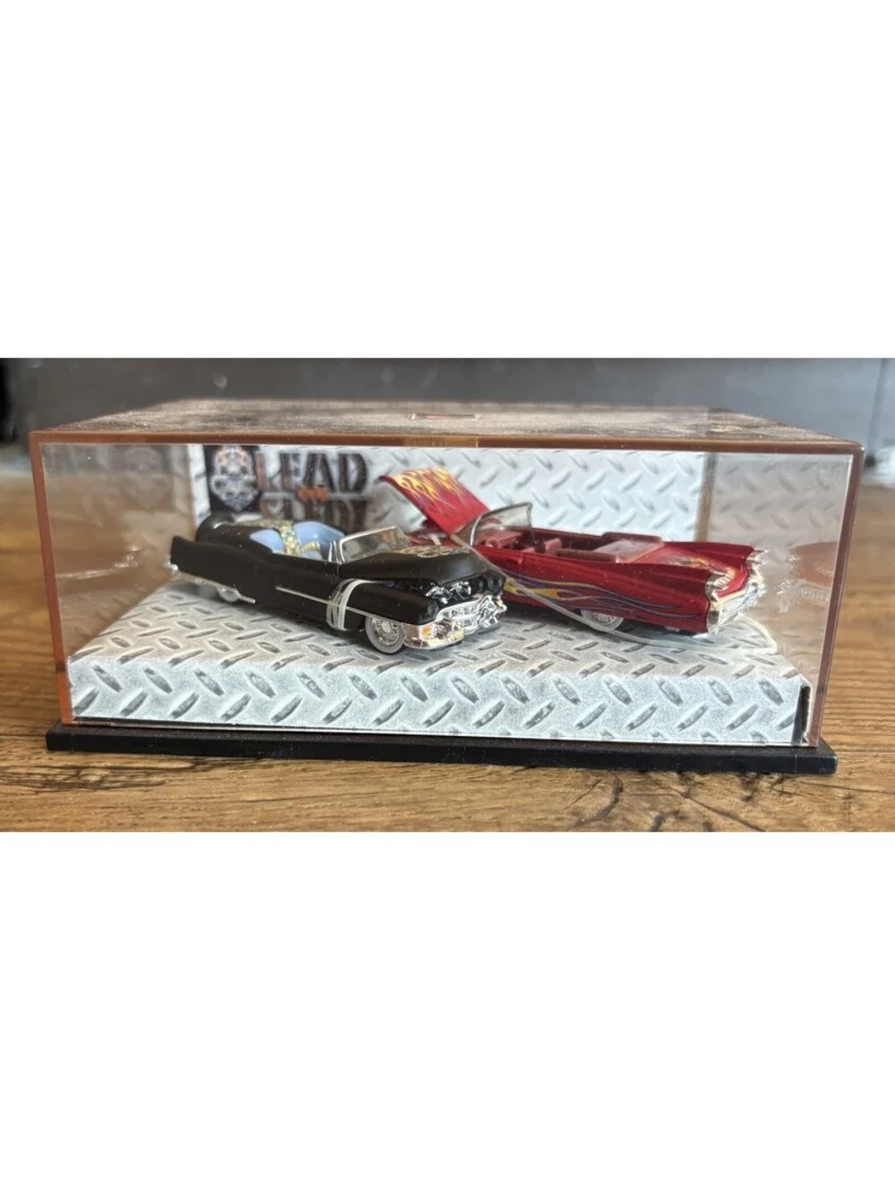 HOT WHEELS 1/64 LIMITED EDITION 2 CAR SET 100% LEAD SLEDZ